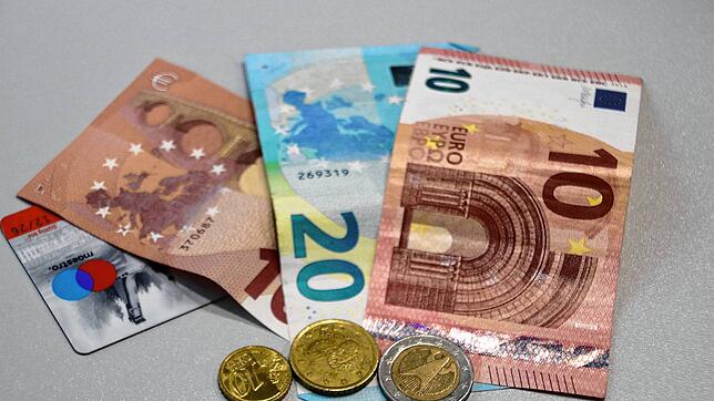 Die Schulden steigen weiter: Bis 2028 könten sie bei satten zwölf Millionen Euro liegen. Bild: Jens Wursthorn
