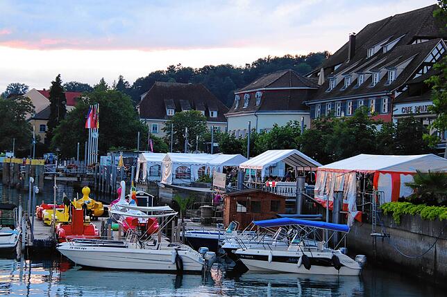 Stimmungsvoll die Abende direkt am See, und wie gut, dass das Wetter mitgespielt hat.