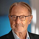 Hermann Hess, Verwaltungsratspräsident: „Seit vielen Jahren strebt der Verwaltungsrat konsequent nach einer breiteren Aufstellung ...