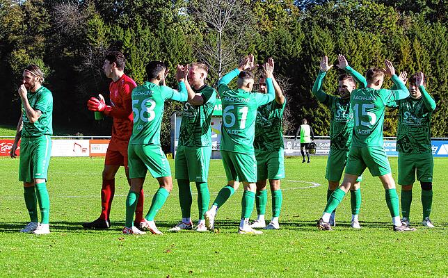Bild 21: Spannendes, torreiches Duell zwischen TSV Aach-Linz und SV Mühlhausen. Wir haben die besten Bilder!