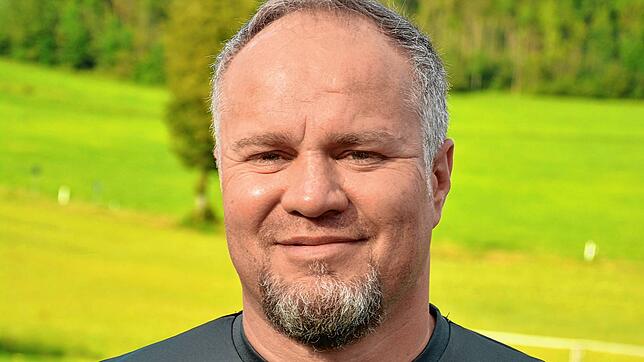 Zeljko Cosic tippt die acht Bezirksliga-Begegnungen.