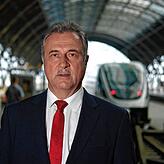 „Unsere Mitglieder lassen sich weder vom Arbeitgeber noch vom Aufsichtsrat einschüchtern.“ – Claus Weselsky, ...