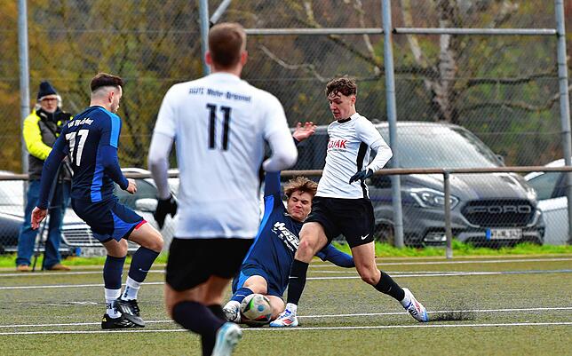 Bild 10: SG FC Wehr/Brennet besiegt den VfB Waldshut mit 4:1 – und wir haben Bilder!