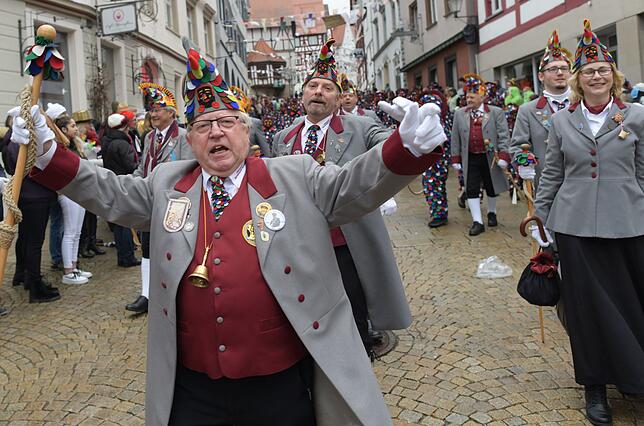 Mit „Narri Narro“ grüßt der Narrenrat der historischen Narrenzunft Markdorf die Besucher.