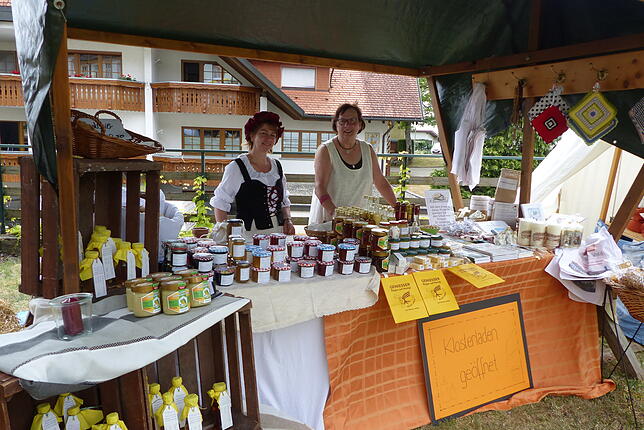 An den Marktständen wird es beim Mittelaltermarkt in Riedern am Wald wieder allerlei zu kaufen geben.