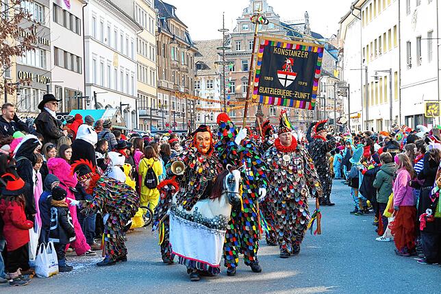 Bild 31: Konstanzer Fasnachtsumzug 2025: Tausende Teilnehmer ziehen durch Straßen