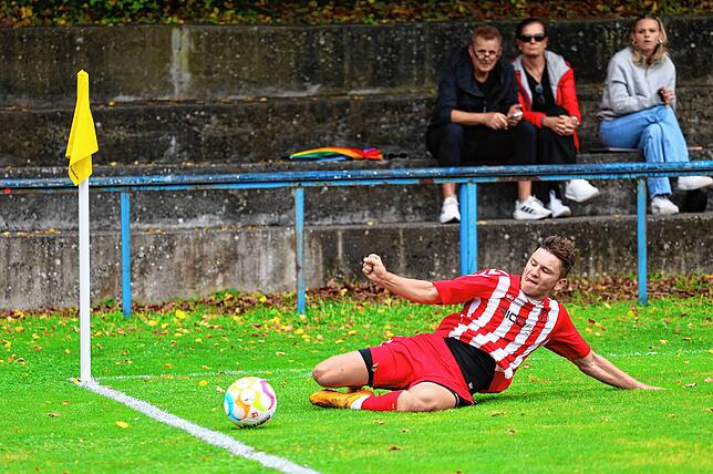 Bild 13: Die besten Bilder vom Verbandsliga-Duell zwischen SC Konstanz-Wollmatingen und dem SC Pfullendorf