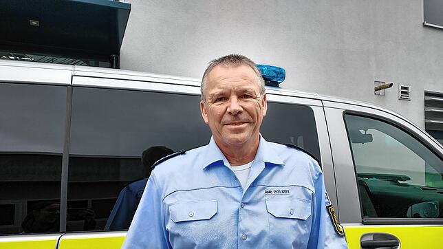 Georg Lautenschläger ist Revierleiter in Radolfzell und weiß, was in der Stadt und auf der Höri passiert.