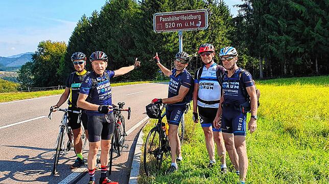 Die Haidburg erklommen die Fahrer des Radsportvereins Mönchweiler im September bei ihrer Saisonabschlussfahrt. Corona bietet den Fahrern ...