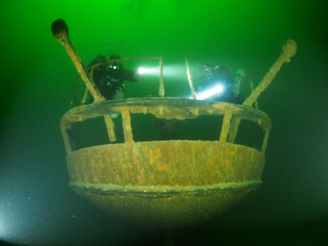 Der Bug des Dampfers &bdquo;Jura&ldquo; im Bodensee