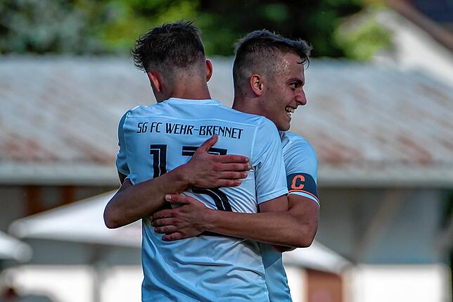 Bild 1: SG FC Wehr-Brennet gewinnt Wehratalpokal-Finale mit 5:1 gegen FC Bergalingen &ndash; wir haben Bilder!