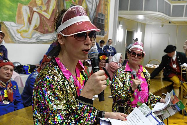 Bild 13: Alle Bilder zum Schmotzigen Dunschtig: Narren übernehmen das Singener Rathaus