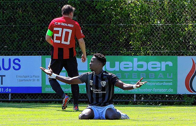 Bild 15: FC Überlingen gewinnt Nachbarschaftsduell gegen VfR Stockach. Wir waren mit der Kamera dabei!