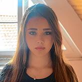 Oxana Amandonico fühle sich benachteiligt, da man im Präsenzunterricht mehr Unterstützung seitens der Lehrer habe.