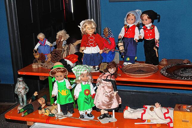 Diese Miniatur-Figuren warten darauf, verpackt zu werden. Alles, was bisher ausgestellt war, wird verpackt und bis zur Neueröffnung des ...