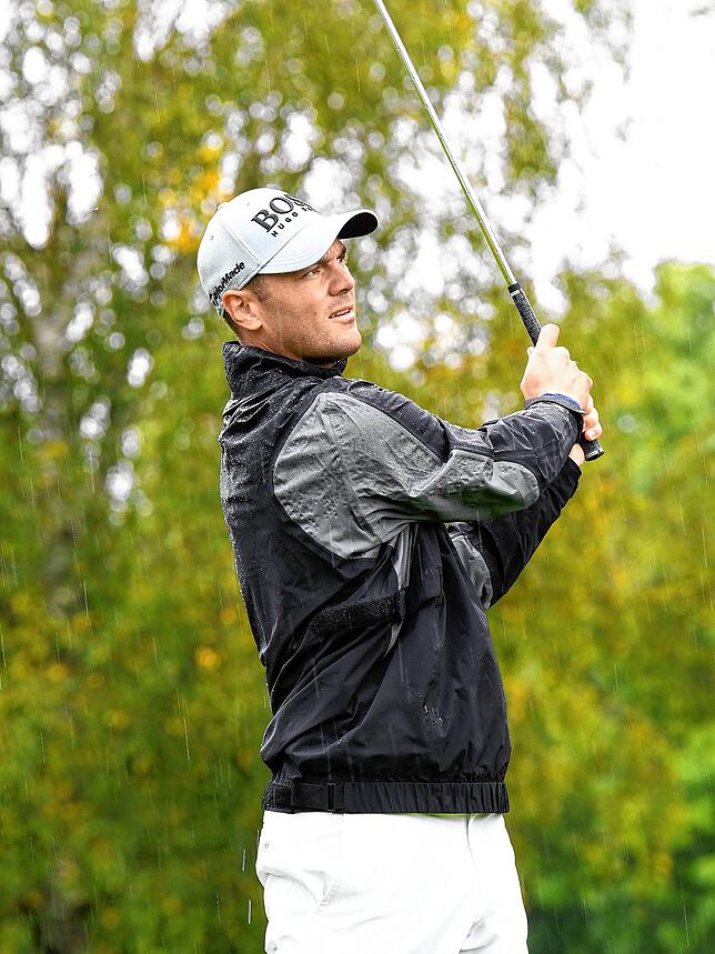Gekonnt: Profigolfer Martin Kaymer in Donaueschingen in Aktion.