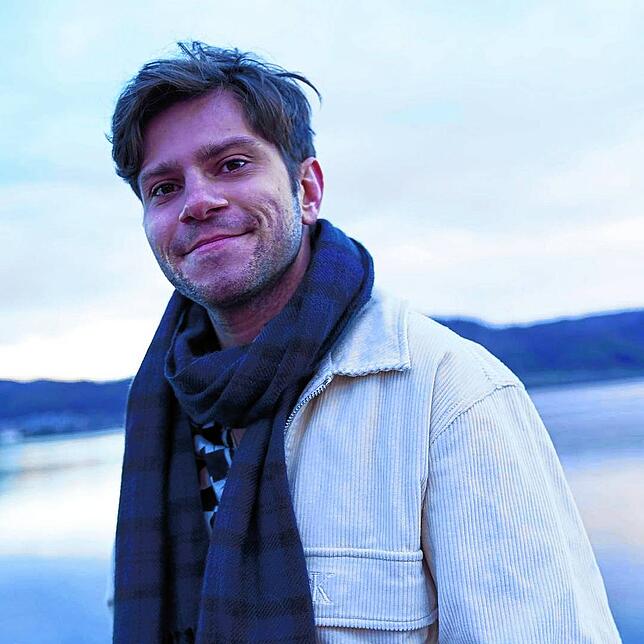 Christian Stark, Matthias Reims neue Frau, hat das Foto von Julian Reim am Bodensee gemacht.