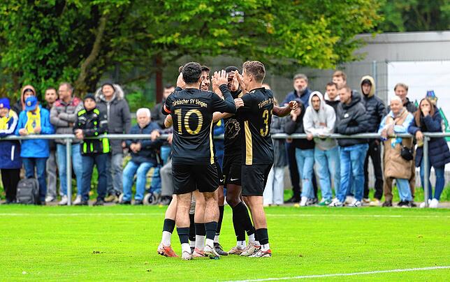 Bild 16: Unsere große Bildergalerie vom Pokal-Derby zwischen dem TSV Singen und dem FC Singen 04