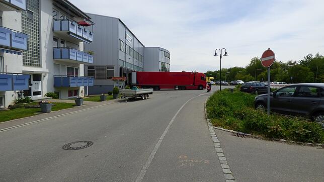 Der Obstgroßmarkt Widemann und Späth möchte in seinem Anlieferungsbereich mit einer Einhausung erweitern. Statt einer ursprünglich ...