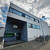 (Archivbild) Die Justizvollzugsanstalt Konstanz, hier ein Bild aus dem Dezember 2024. Wenn es hier brennt, wie am Samstag, 1. Februar, ...