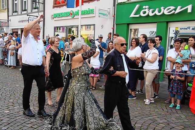 Bild 29: Waldshuter Chilbi 2025: So viel Freude macht der Festumzug in der Kaiserstraße - die schönsten Bilder