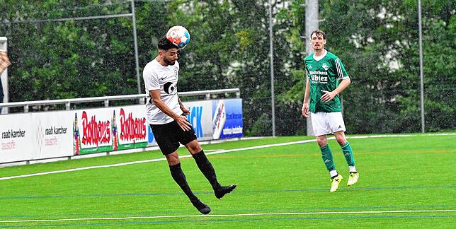 Bild 5: SV Herten bejubelt einen knappen und glücklichen Sieg bei der SG Mettingen/Krenkingen &ndash; und wir haben die Bilder!