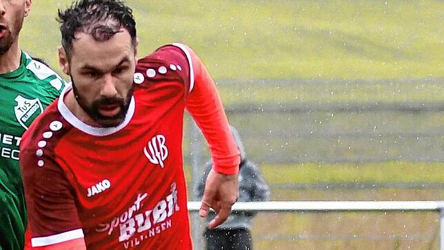 Adem Sari steuerte drei Treffer zum 5:4-Sieg des VfB Villingen in Bräunlingen bei.