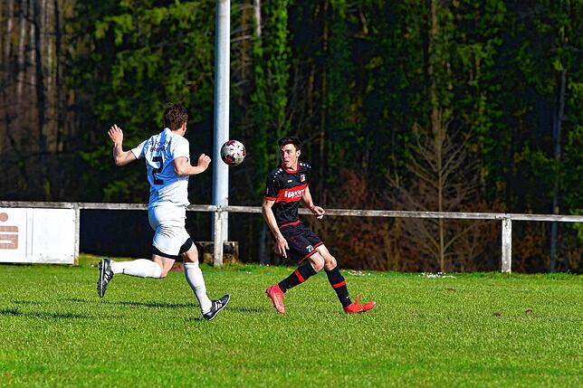 Bild 20: SG FC Wehr/Brennet gelingt wichtiges 1:0 gegen den FC RW Weilheim &ndash; und wir haben Bilder!