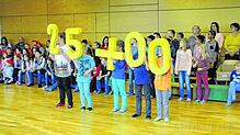 In der gelben Welt singen die Kinder nicht nur den Zitronenblues, sie rechnen sogar in gelben Zahlen. Wirklich höchste Zeit für neue ...