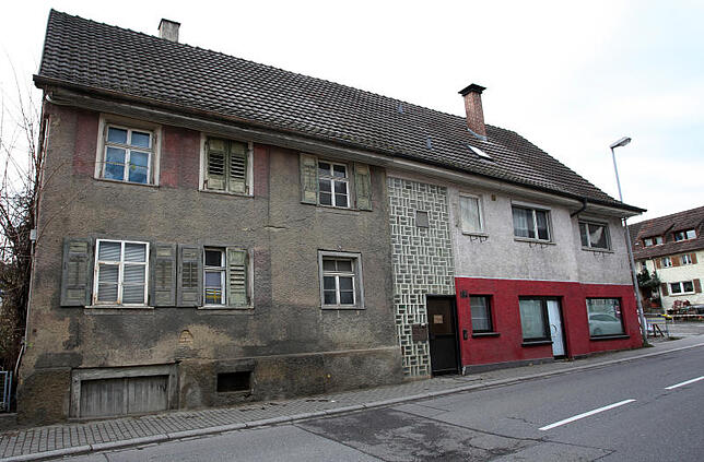 Die Gebäude in der Martin-Schleyer-Straße, die dem Wobak-Bau weichen werden, sind desolat. Den Bauantrag für das Wohnhaus hat die Wobak ...