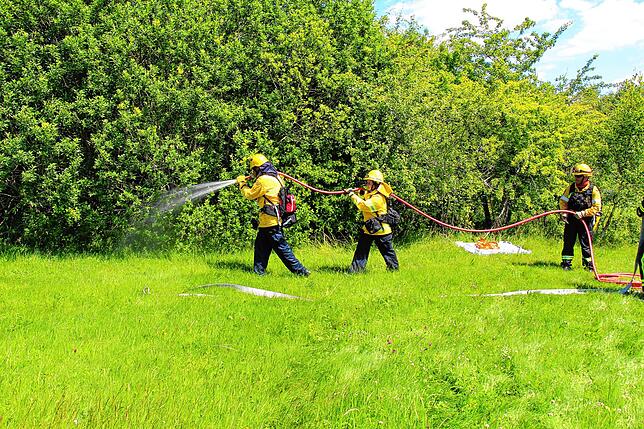 Brandbekämpfung am Boden. @fire im Einsatz.
