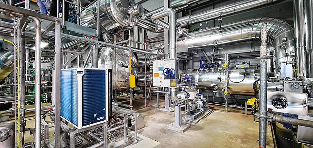 Ähnliche Dimensionen wie die hier gezeigte Großwärmepumpe in Mannheim, könnte die am Hochrhein auch bekommen.