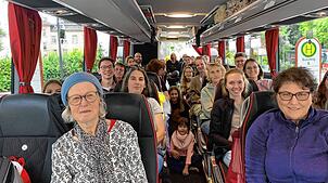 Die Teilnehmer der Regionalgruppe Waldshut-Lörrach-Müllheim der Deutschen Zöliakie-Gesellschaft. Das Foto wurde wegen Regen im Bus ...
