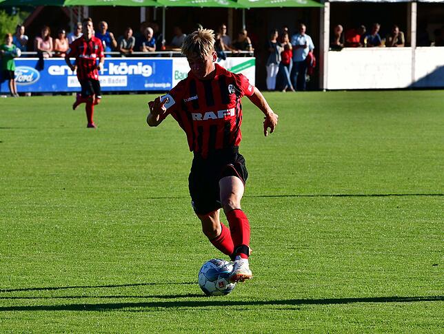 Bild 14: U19 des SC Freiburg besiegt die U18 des Team Aargau beim SV Waldhaus mit 6:0 &ndash; wir haben die Bilder!