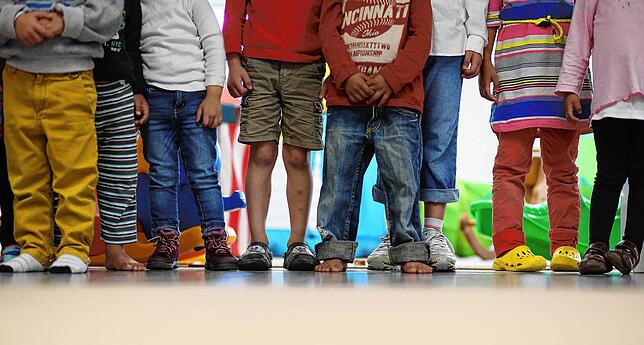 Kinder? Die Feministin Verena Brunschweiger rät dringend davon ab. Die Erwachsenen hinterlassen ihnen eine kaputte Welt, sagt sie.