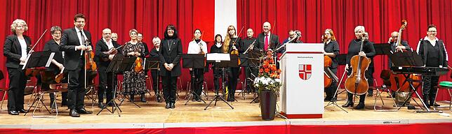 Unter der bewährten Stabführung von Christine Burkhart sorgte das „Collegium Musicale“ einmal mehr für tolle musikalische ...