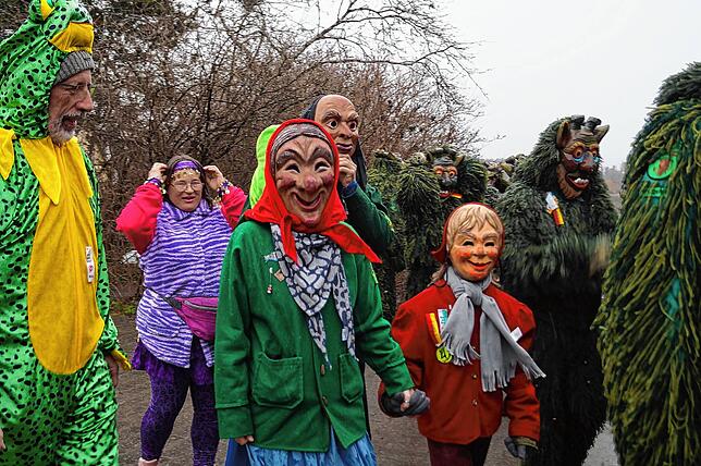 Bild 6: Schülerbefreiung & Rathaussturm in Stetten: Fasnacht-Spektakel in eindrucksvollen Bildern!