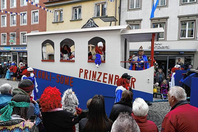 Bild 11: Fastnacht 2023: Die schönsten Fotos vom Umzug am Donnerstag in Villingen