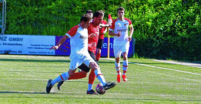 Bild 37: FC RW Weilheim setzt sich mit 5:2 gegen den FC Hochrhein durch &ndash; und wir haben Bilder!