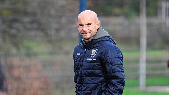 Grund zur Freude für TSV-Trainer Patrick Hagg: Sein Team behielt nach dem 2:0-Sieg über Orsingen-Nenzingen die drei Punkte Zuhause.