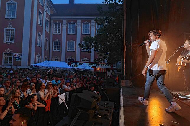 Bild 21: Bilder vom Max-Giesinger-Konzert in Meersburg (1)
