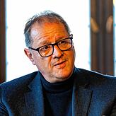Oberbürgermeister Jürgen Roth an die Adresse der Grünen: „Wir sind im ländlichen Raum. Lösen Sie sich von der Phantasie, dass das ...