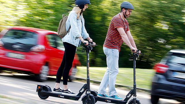 E-Roller werden immer beliebter: Doch sie bergen auch Gefahren.