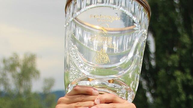 Das Objekt der Begierde: der SBFV-Pokal.