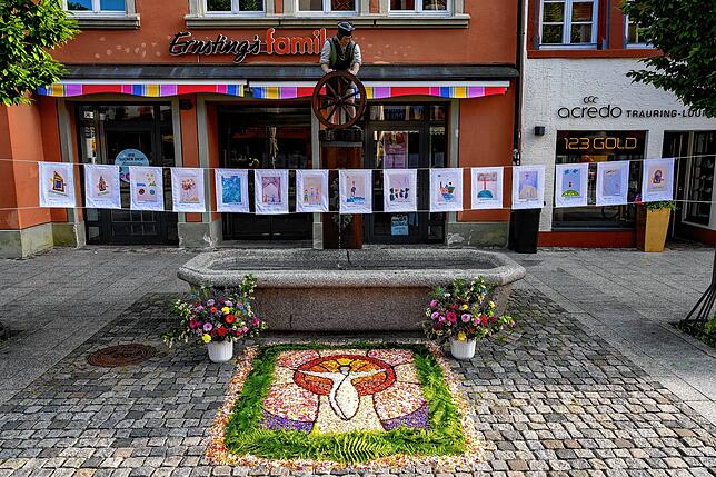 Bild 19: Fronleichnams Prozession in Villingen