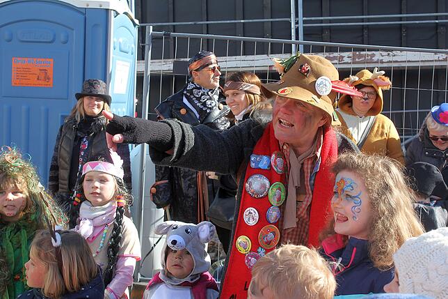 Bild 31: Bilder vom Rathaussturm und Narrenbaumstellen in Ober- und Unterbaldingen