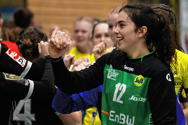 Joelle Arno.