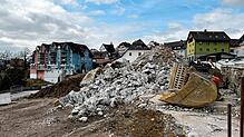 Die Gebäude auf dem Meierling-Areal sind nur noch Schutt. Für die neue Bebauung wird eine Trafostation erstellt. Foto: Fröse