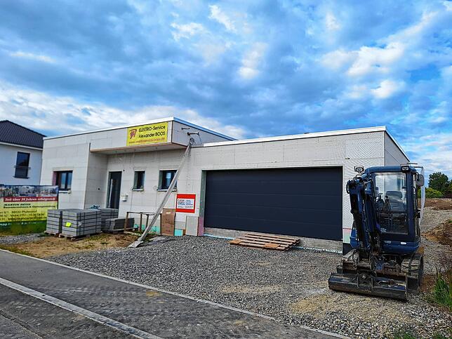 Bis das Haus im Eschenweg steht, vergeht viel Zeit.