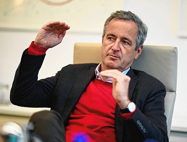 Frank Mastiaux, Vorstandsvorsitzender des Energiekonzerns Energie Baden-Württemberg AG (EnBW), ist einer der Vordenker der Energiewende ...